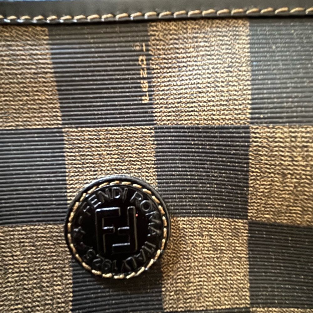 Vintage Fendi pecan checked Crossbody Bag with Brown strap. - Picture 2 of 14